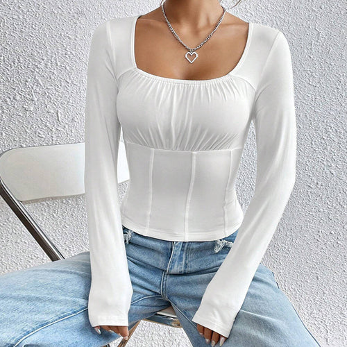 Chemise à manches longues pour femmes avec encolure carrée et design flatteur pour la silhouette Levoire