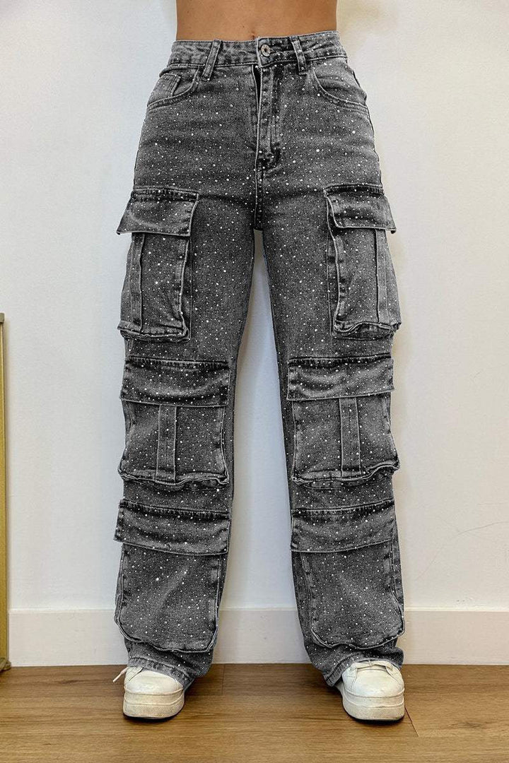 Pantalon cargo femme avec poches tendance et un effet délavé moderne Levoire