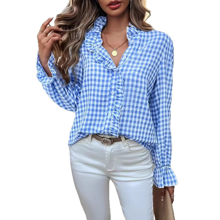 Blouse à volants à carreaux pour femmes avec col montant, patte de boutonnage cachée et manches en cloche Avriane