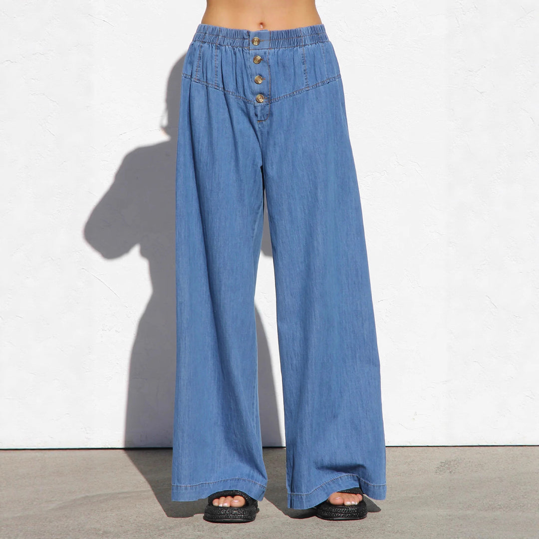 Pantalon en denim large pour femmes avec taille élastique et détails de boutons Levoire