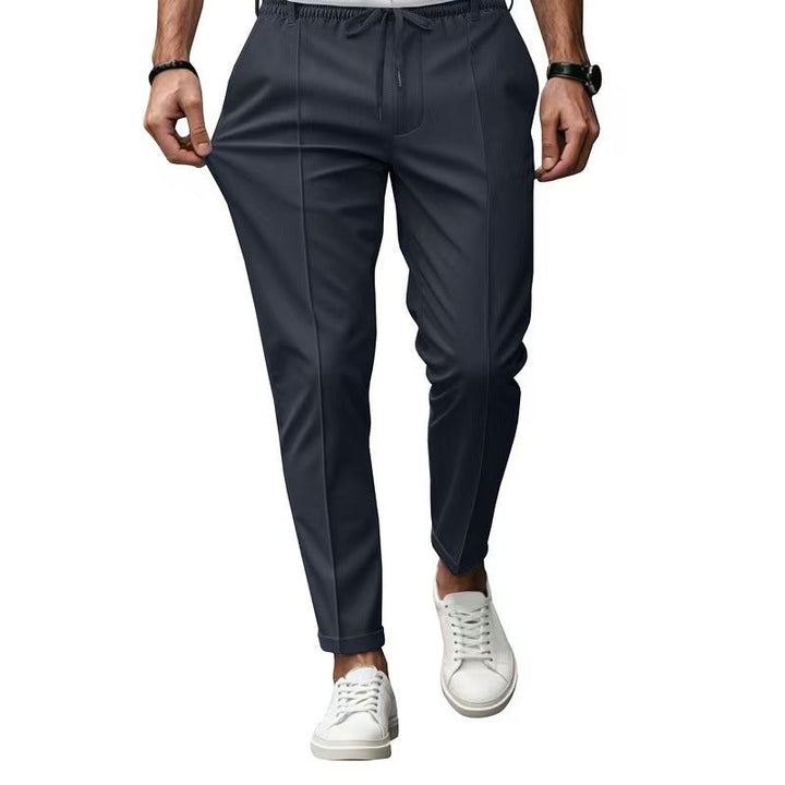 Pantalon élégant pour hommes en leisure avec taille élastique et poches latérales Avriane