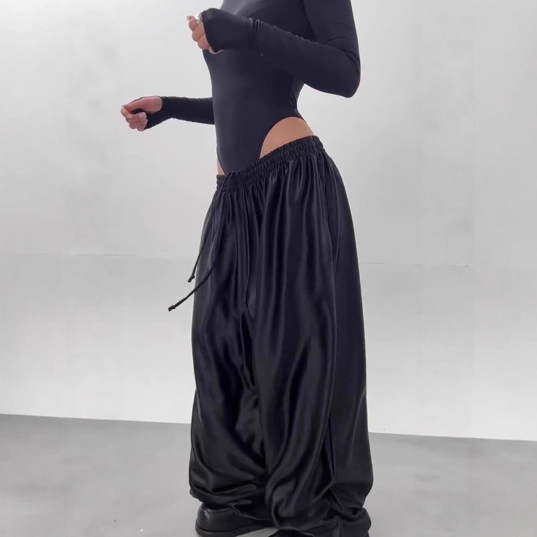 Pantalons en satin élégants et légers pour femmes Levoire
