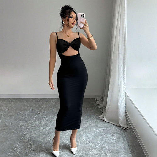 Robe midi ajustée pour femmes avec décolleté élégant et fines bretelles spaghetti Levoire