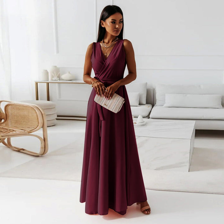 Levoire | Robe Maxi Sans Manches À Décolleté En V Délicat Pour Femmes Bordeaux