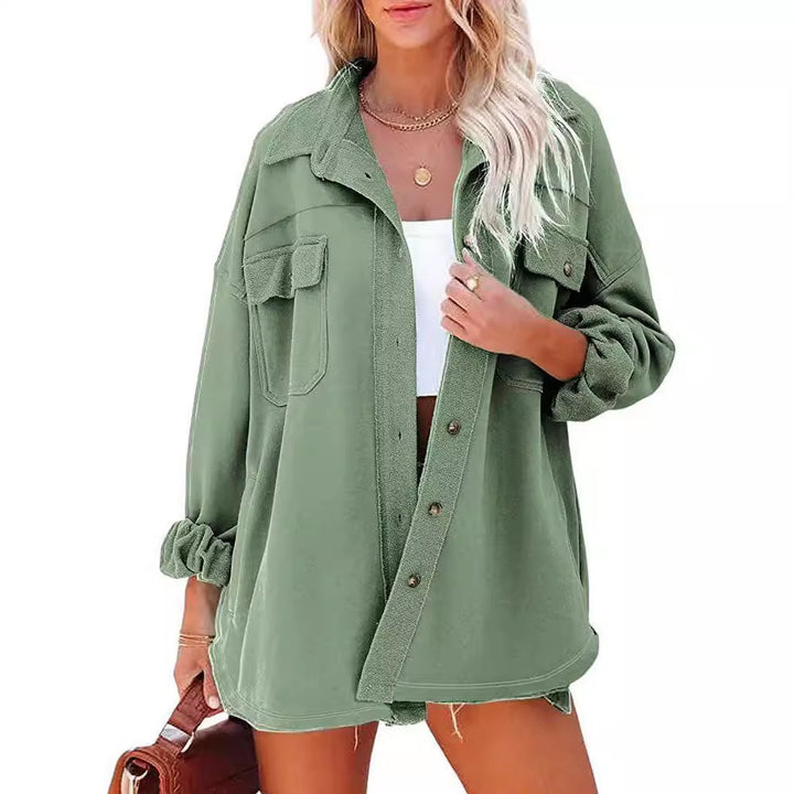 Chemise-Jacket Oversized Décontractée pour Femme avec Poches Pratiques et Coupe Moderne Levoire
