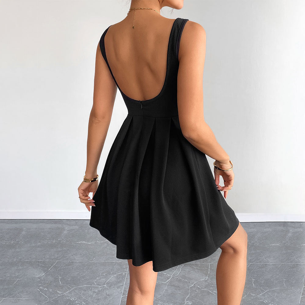 Robe ajustée pour femmes avec jupe évasée et décolleté élégant Levoire