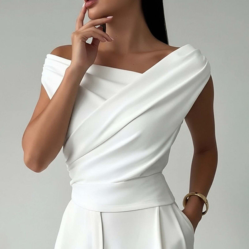Haut Élégant Femme avec Look Enveloppé et Accent sur la Découpe Levoire