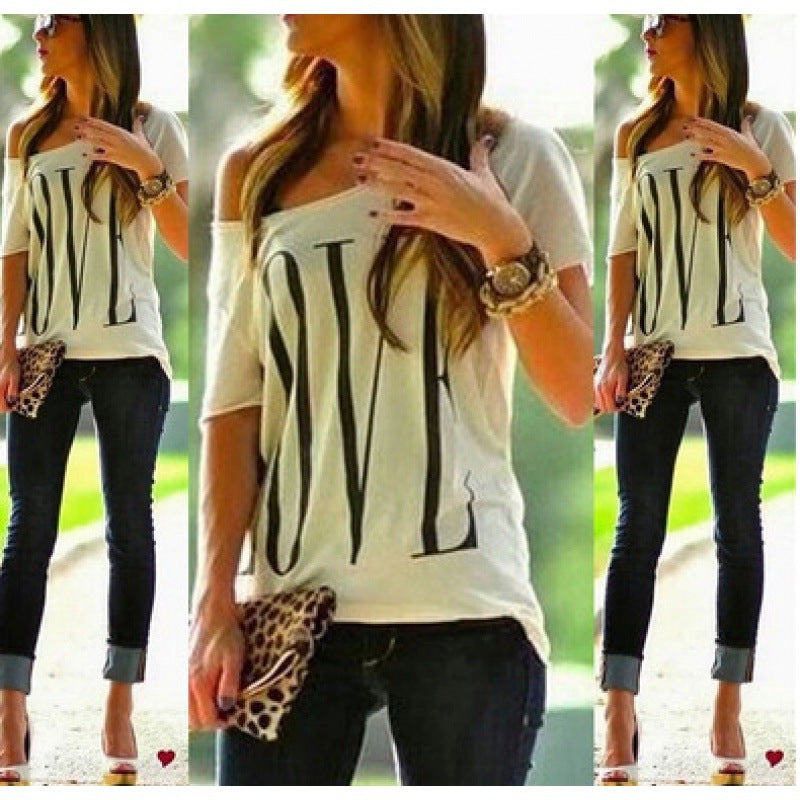 T-shirt femme à épaule dénudée avec grande inscription Levoire