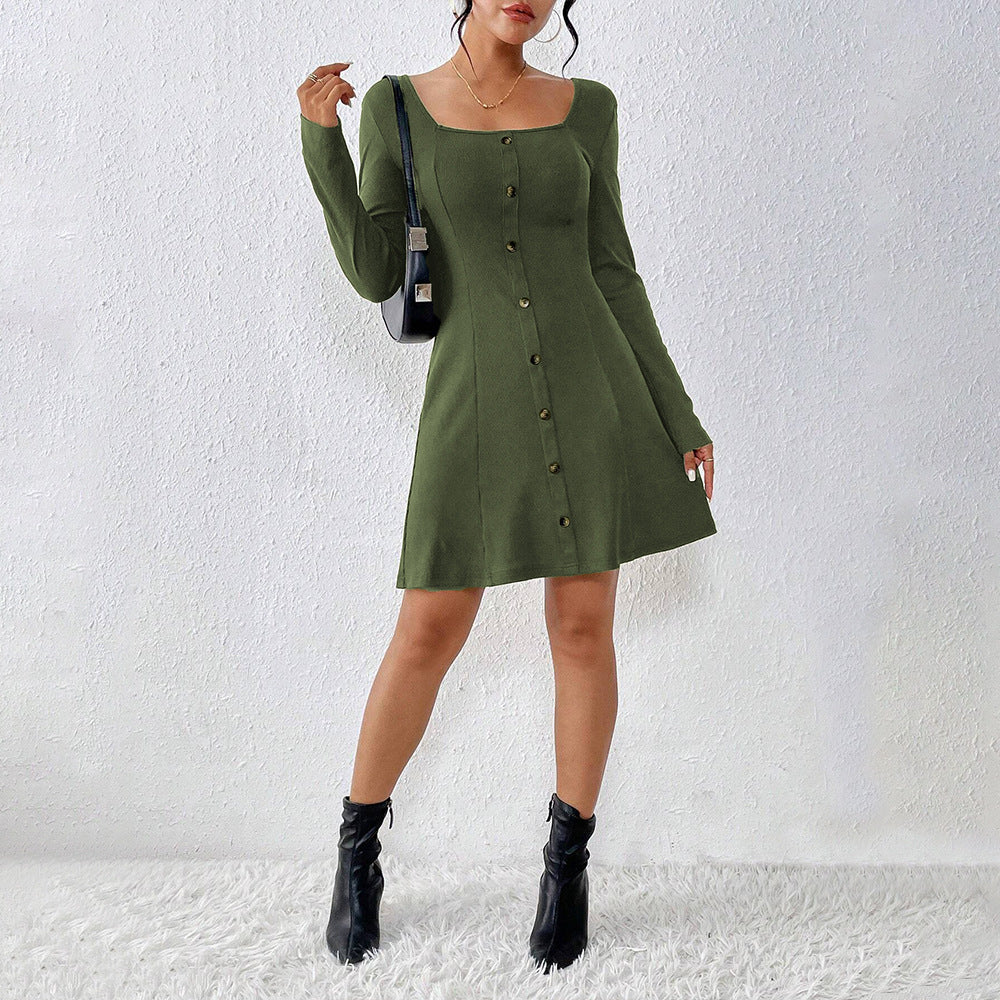 Robe à boutonnière pour femmes avec manches longues et décolleté carré Levoire