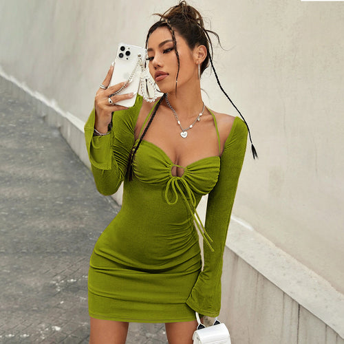 Robe mini ajustée pour femmes avec décolleté en V ajustable et manches longues Levoire