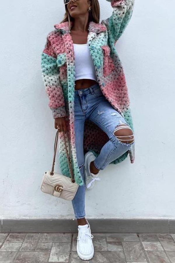 Manteau en tricot surdimensionné et confortable pour femmes, avec des couleurs modernes et des poches pratiques Levoire