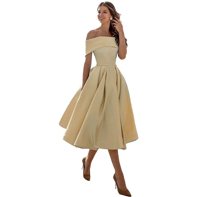 Levoire | Robe de soirée en satin sans bretelles décontractée