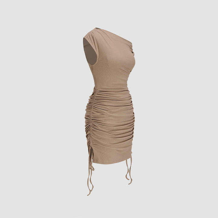 Robe enveloppante ajustée pour femmes avec encolure asymétrique et détails volantés Levoire