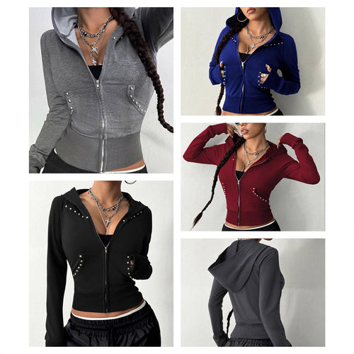 Veste à capuche sportive pour femmes avec des détails décoratifs en strass Levoire
