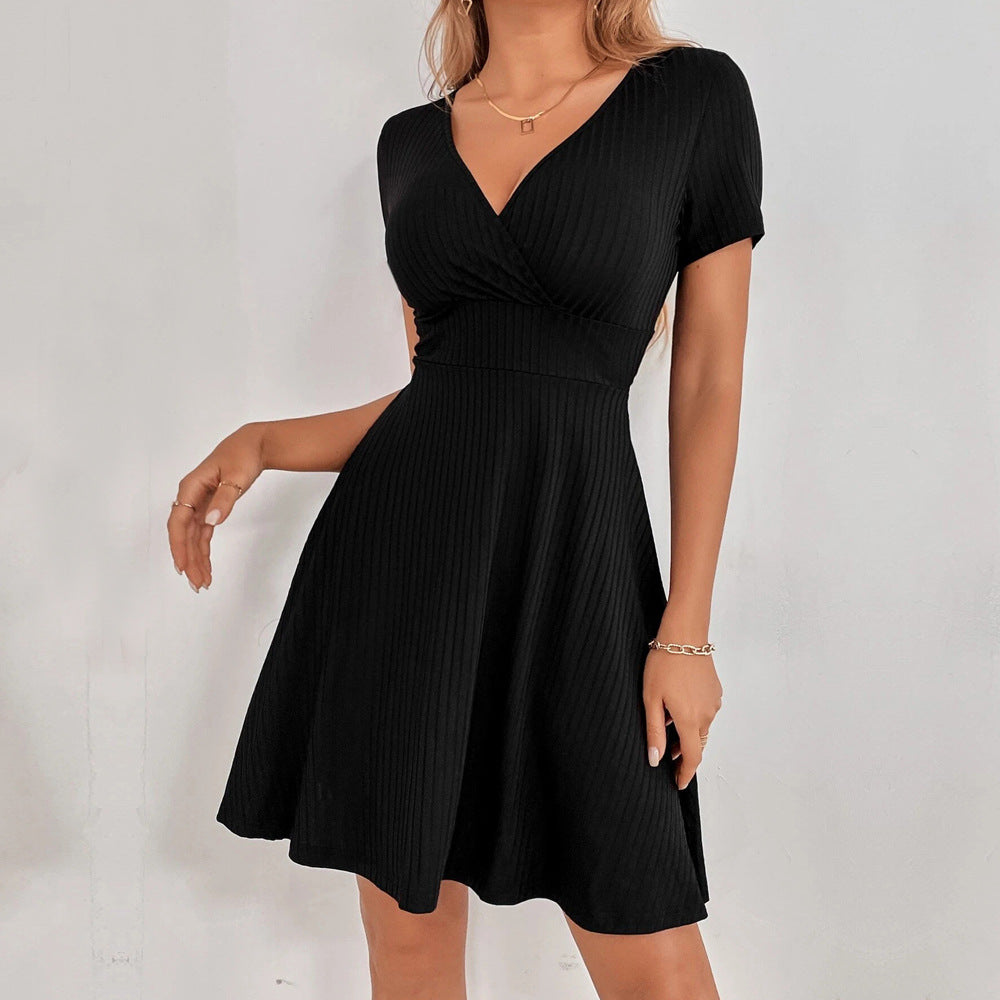 Robe décontractée pour femme avec dos ouvert et détail en nœud Levoire