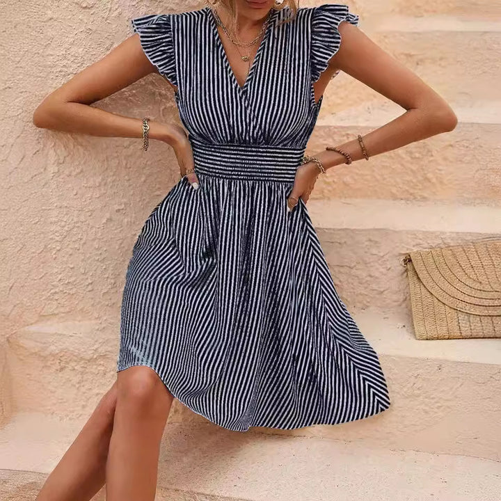 Robe plissée d'été pour femmes avec rayures et ceinture Levoire