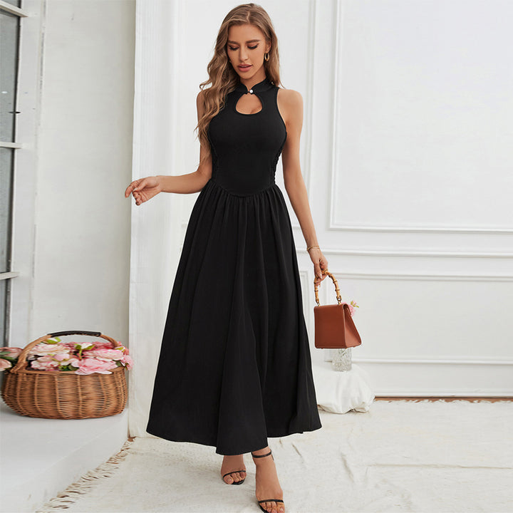 Robe maxi femme avec un col en forme de trou de serrure élégant et une jupe fluide Levoire