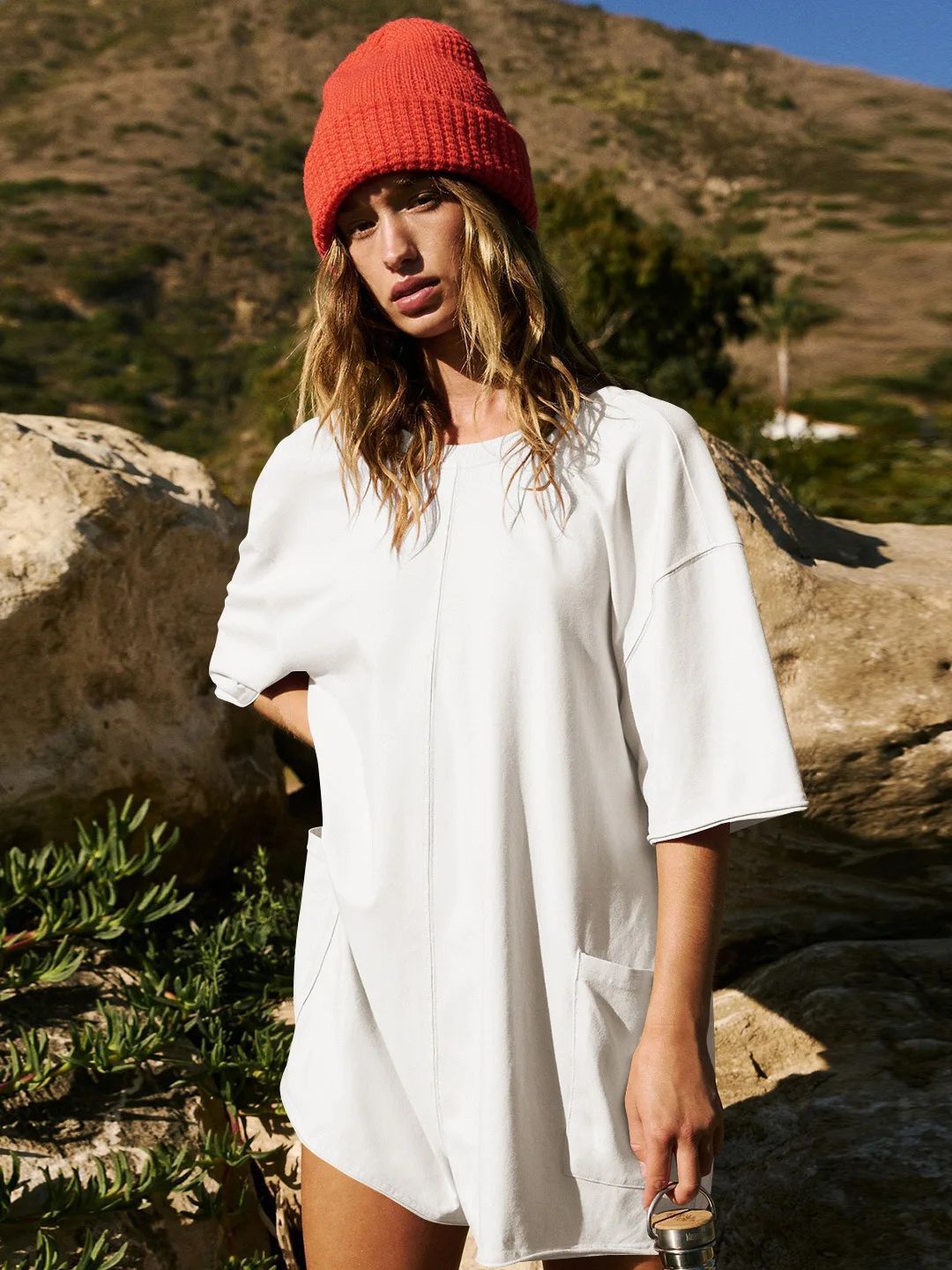 Levoire | Dos ouvert Public Été V-cou Public Shorts Blanc