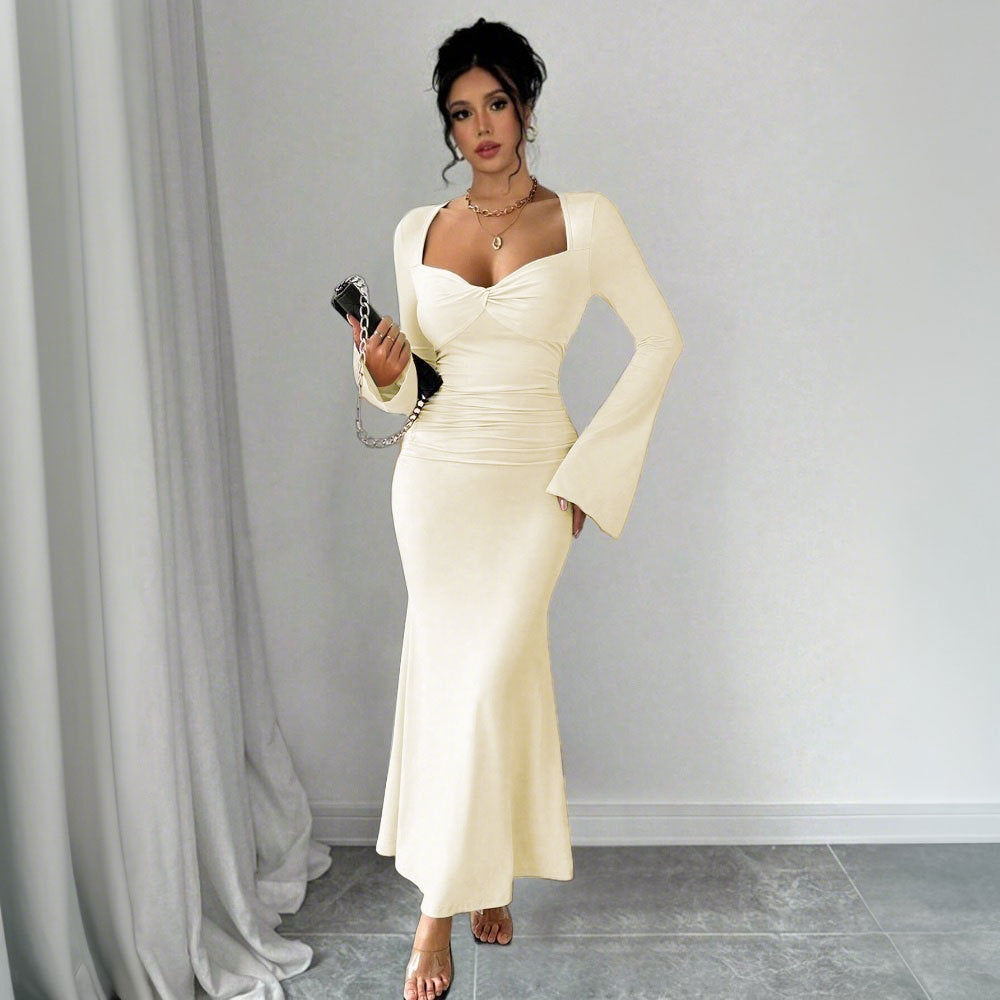 Robe maxi élégante à manches longues pour femmes avec décolleté en V profond et chic ruche Levoire