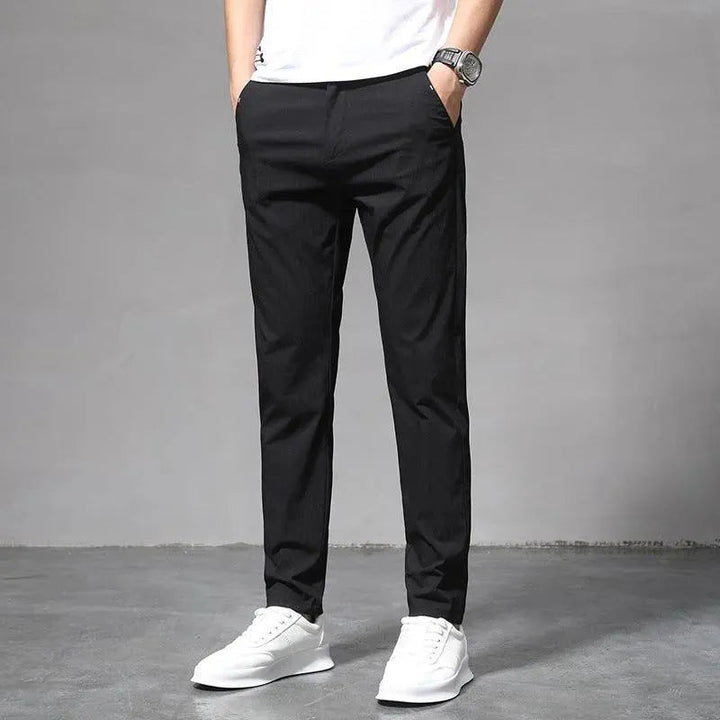 Levoire | Pantalons droits fins pour homme Noir