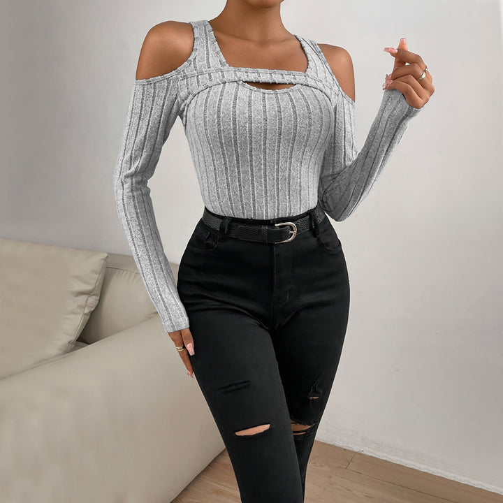 T-shirt pour femmes à manches longues avec col V texturé et détails découpés Levoire