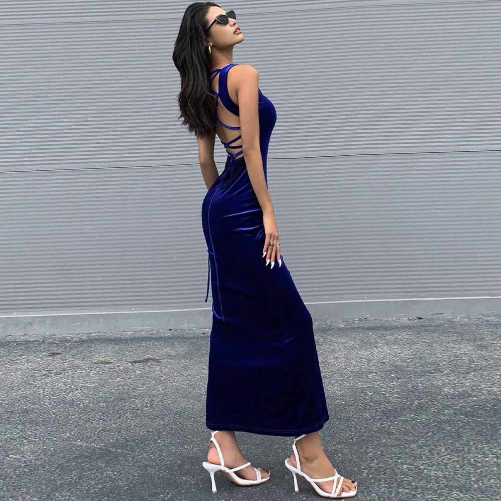 Robe maxi élégante pour femmes en velours luxueux avec décolleté carré élégant Levoire