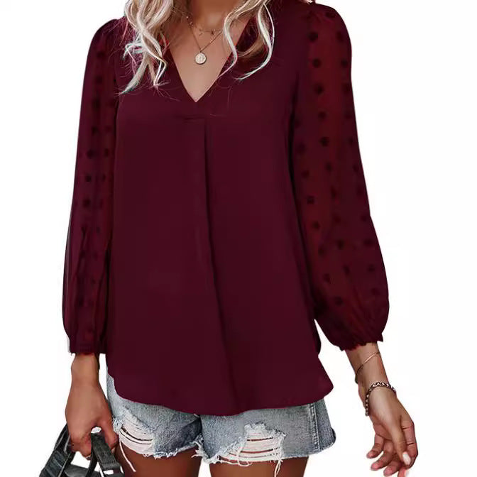Blouse pour femmes avec des manches bouffantes transparentes et un détail à pois Levoire