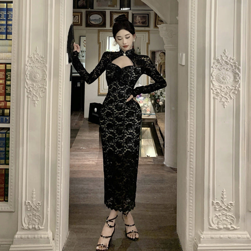 Levoire | Robe slim à dentelle et cordes attrayantes