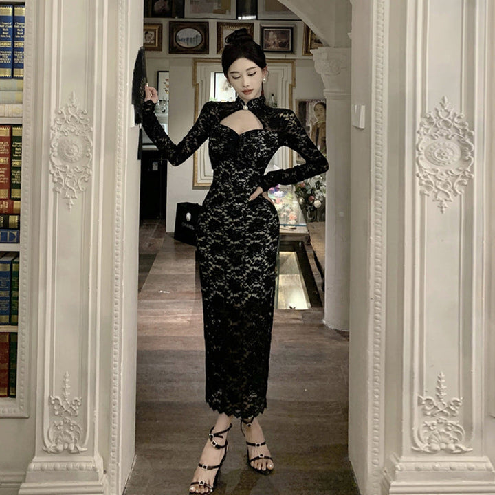 Levoire | Robe slim à dentelle et cordes attrayantes