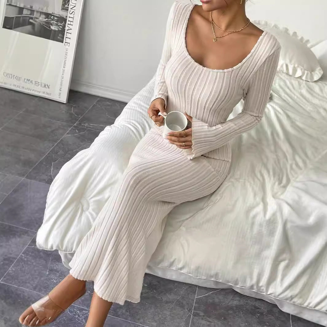Robe tricot à manches longues pour femmes avec silhouette ajustée et décolleté rond élégant Levoire
