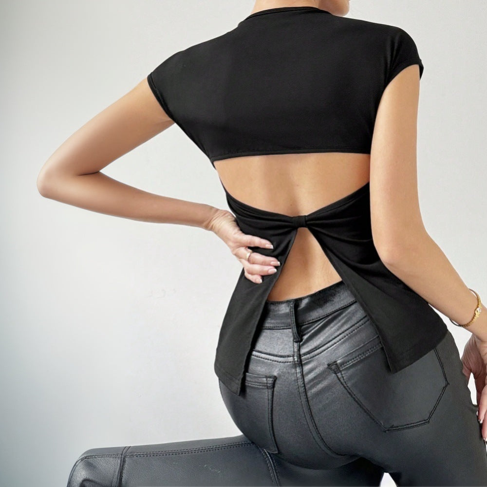 T-shirt à manches courtes flatteur pour la silhouette des femmes avec un ajustement serré Levoire