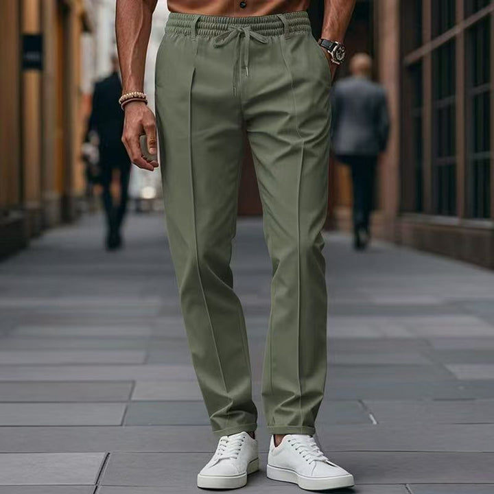 Pantalon élégant pour hommes en leisure avec taille élastique et poches latérales Avriane
