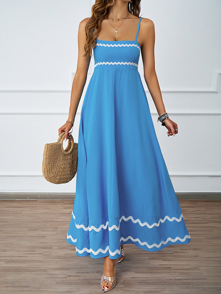 Robe maxi pour femmes avec un ourlet délicat à volants et de fines bretelles spaghetti Levoire