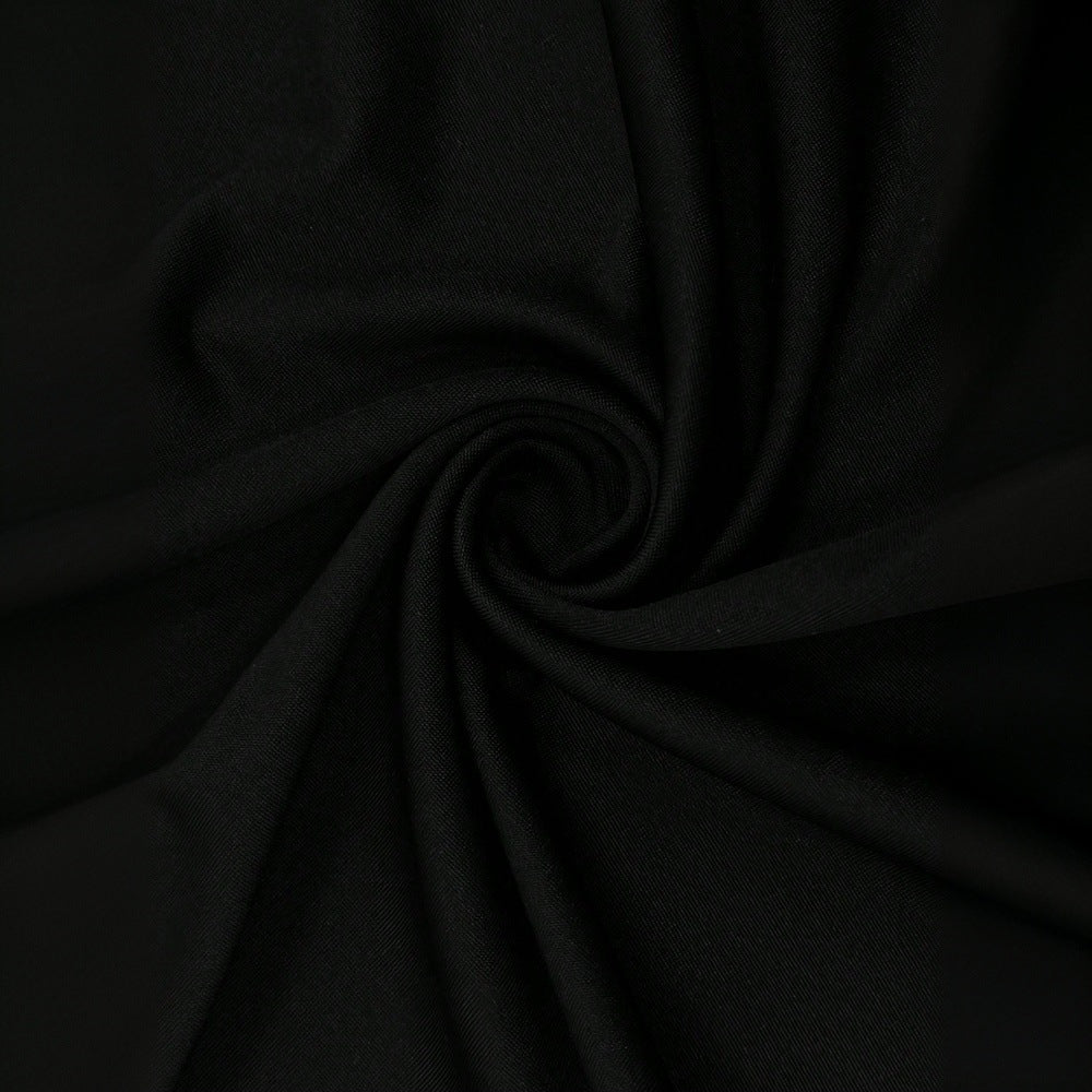 Robe maxi ajustée pour femmes avec design halter et coupe slim Levoire