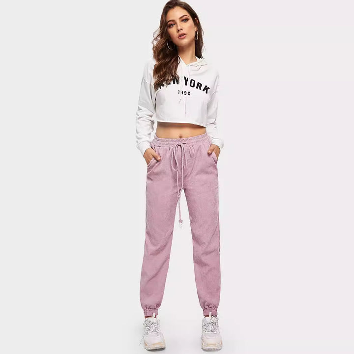 Pantalons de survêtement pour femmes avec taille élastique et poches latérales pratiques Levoire