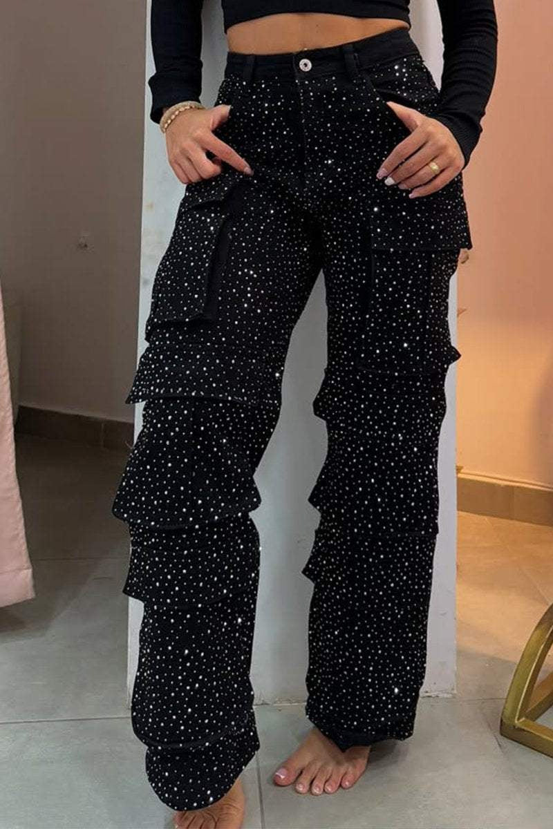 Pantalon cargo femme avec poches tendance et un effet délavé moderne Levoire