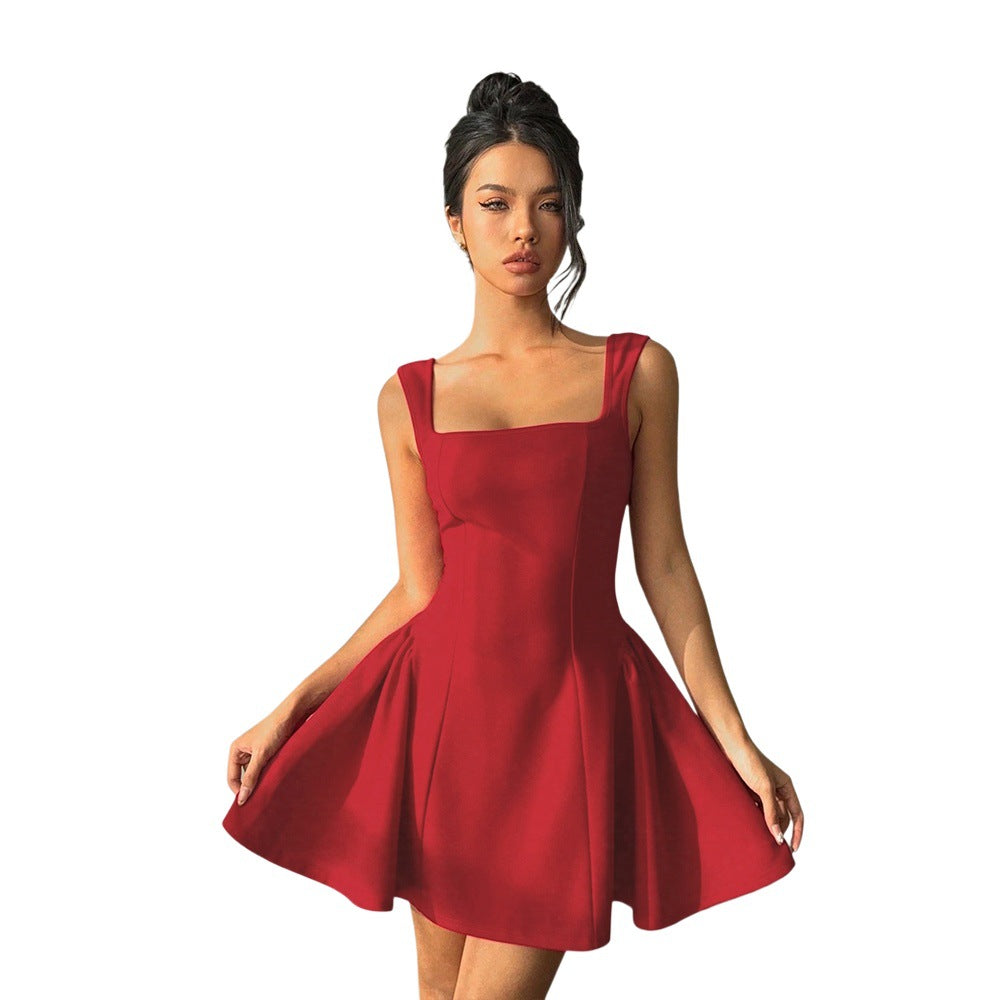 Robe pour femme à coupe ajustée et décolleté carré élégant Levoire