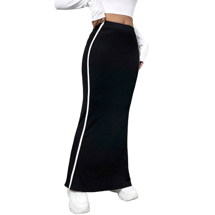 Jupe maxi pour femme avec des bandes latérales et une coupe près du corps Levoire