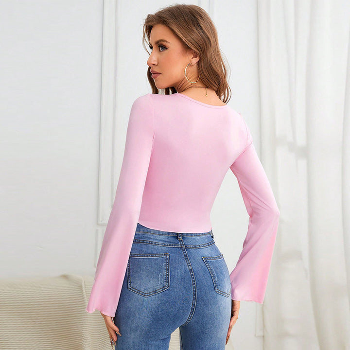 Body à manches longues pour femmes avec un décolleté carré de bon goût et un design de volants élégant Levoire