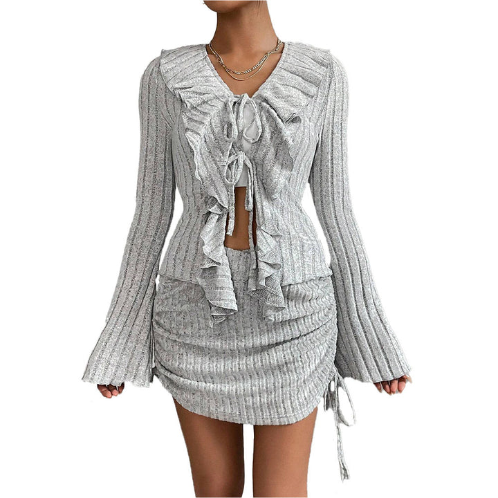 Ensemble pour femmes avec haut à volants et jupe moulante Levoire