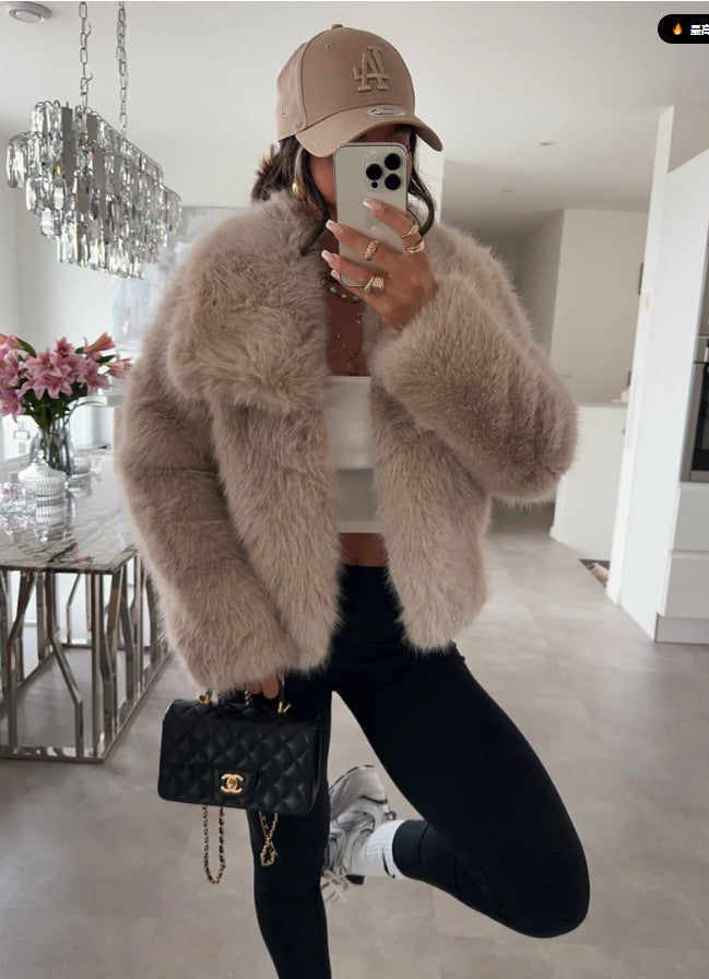 Veste en fourrure polaire pour femmes avec une coupe élégante et un intérieur doux Levoire
