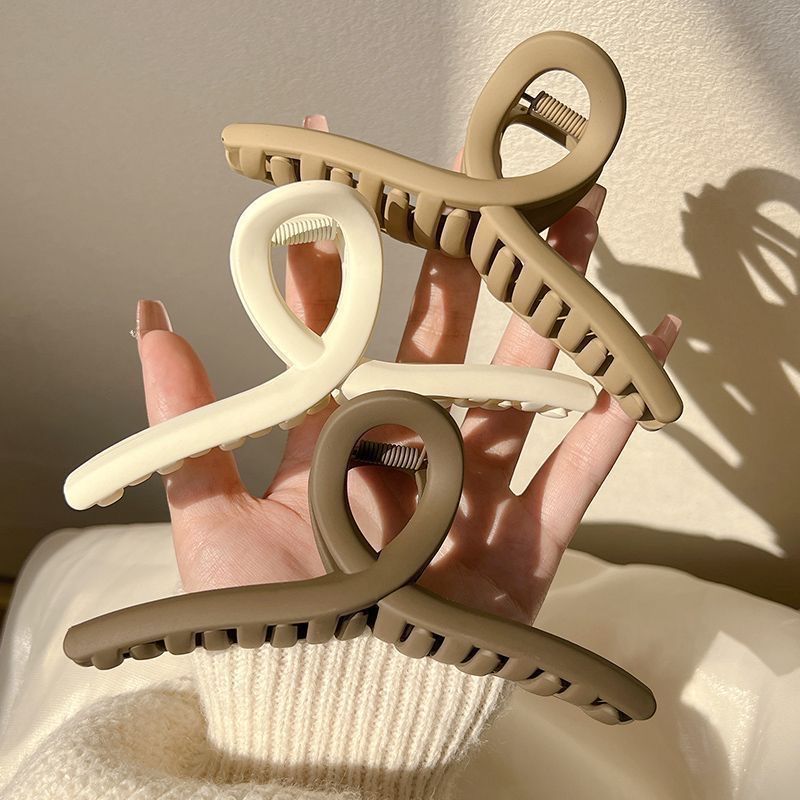 Levoire | Barrettes mates – Design croisé et élégant