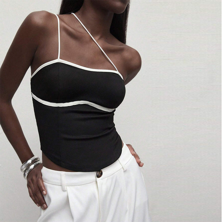 Top fonctionnel asymétrique pour femmes avec une fine structure en rib et des bretelles étroites Levoire