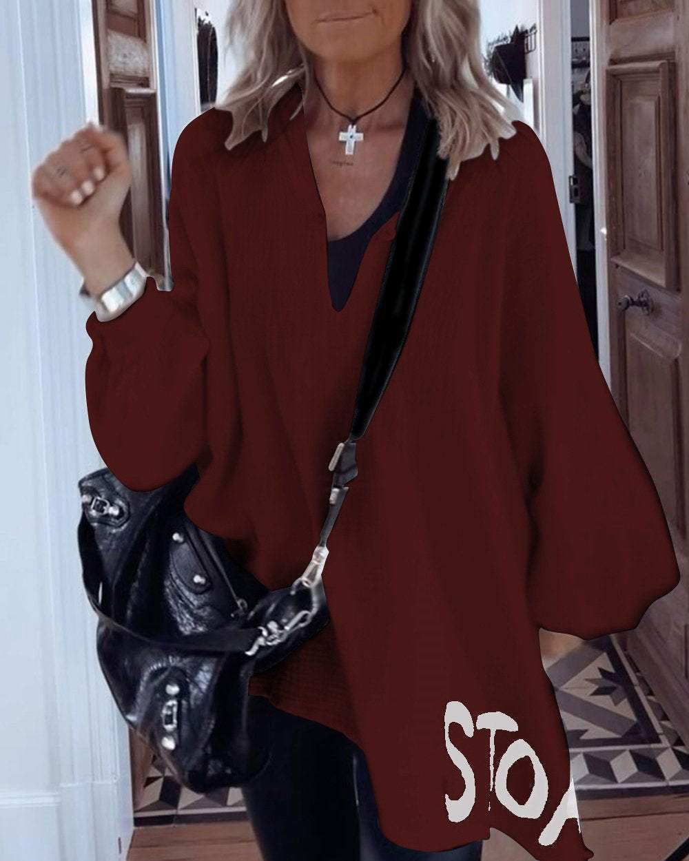 Chemise oversize pour femme avec décolleté V profond et manches volumineuses Levoire