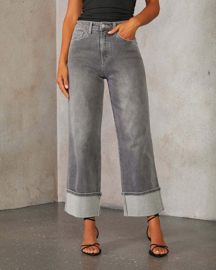 Jeans en denim à coupe décontractée pour femmes avec ourlets contrastants Levoire