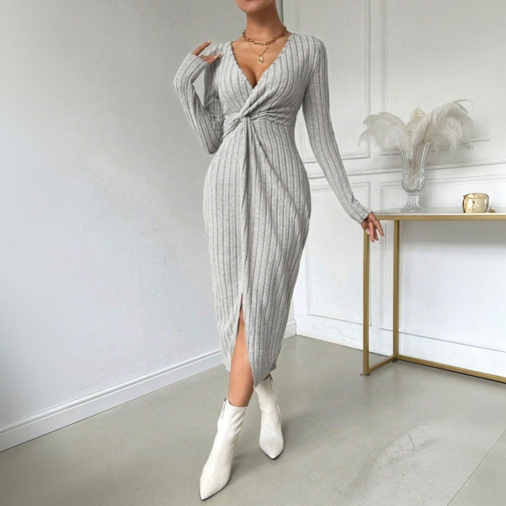 Robe midi moulante pour femme avec détail torsadé et fente sur le côté Levoire