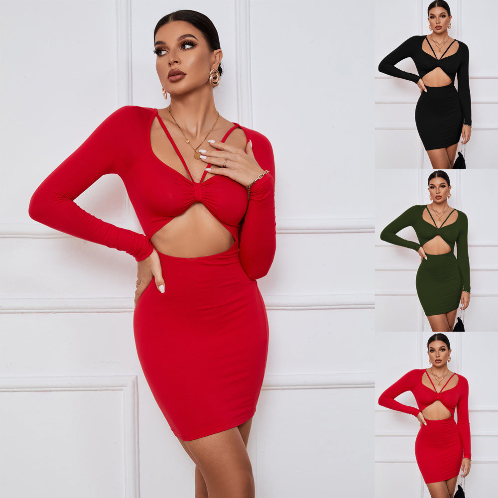 Robe mini moulante à découpes pour femmes avec manches longues et détail de nœud sexy Levoire