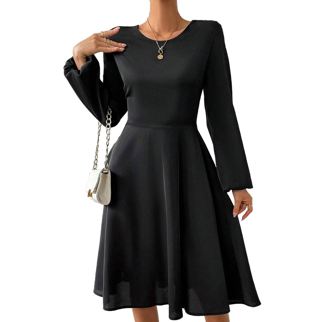 Robe dames en A avec un élégant col rond et des manches larges Levoire