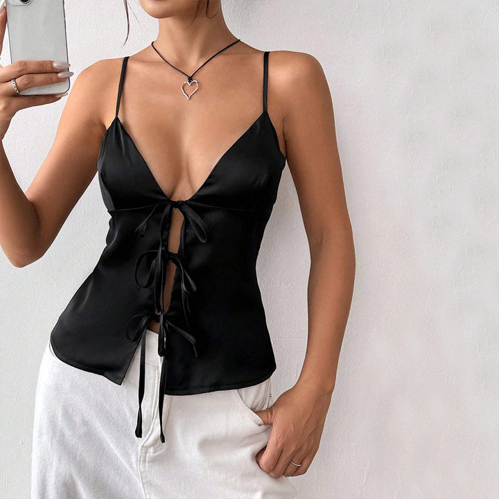 Haut élégant pour femmes avec décolleté en V profond et fronces Levoire