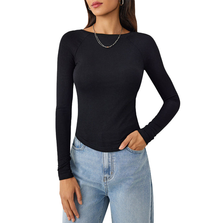 Chemise à manches longues pour femmes avec une coupe flatteuse pour la silhouette et un élégant col rond Levoire